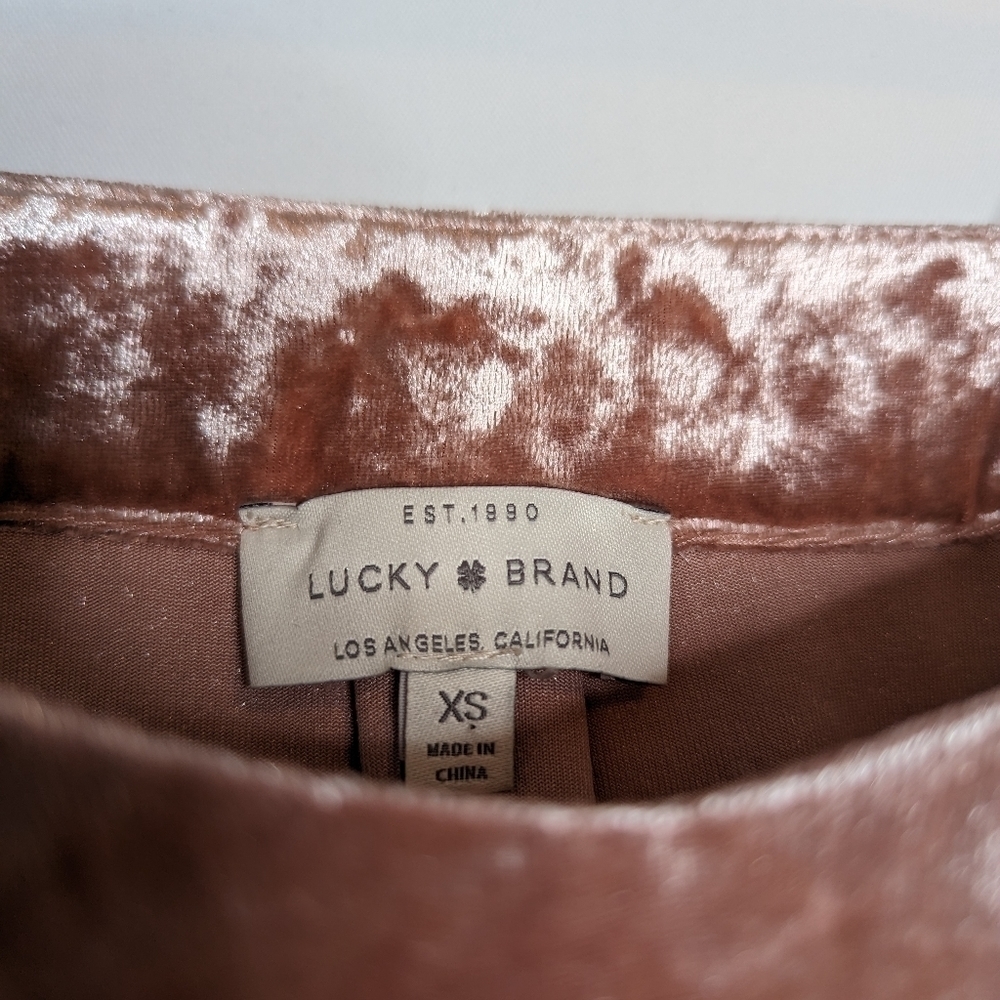Lucky Brand Cold Shoulder Pink Velvet Top - Picture 5 of 13